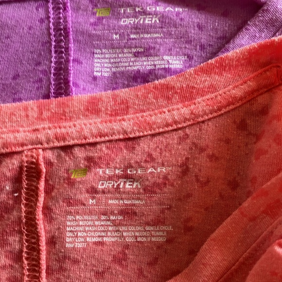 Set of twoTEKGear DryTEK short sleeve tops size medium - Picture 4 of 4